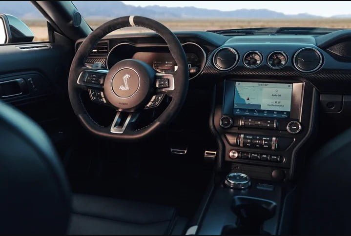 2021 Ford Mustang Shelby GT500 - Cockpit, Dashboard and fully loaded Steering wheel.