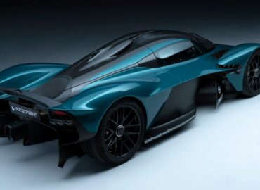 Aston Martin Valkyrie: specs, features, performance, and price
