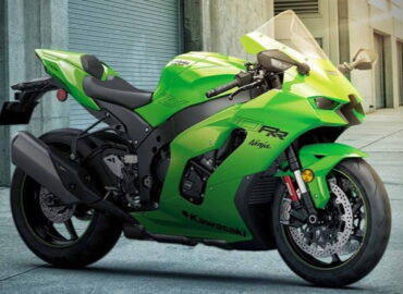 Top 10 Fastest Production Motorcycles in the World in 2022