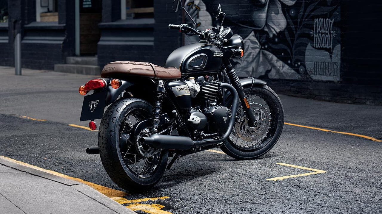 Triumph Bonneville Black