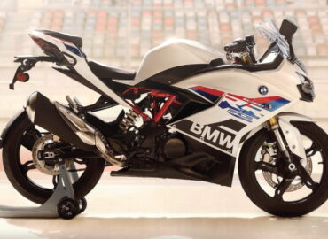 Is BMW G 310 RR better than TVS Apache RR 310?