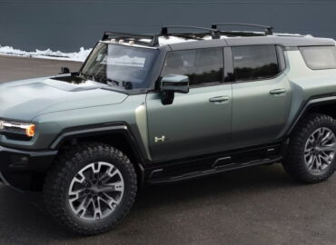 Insane features of Hummer EV SUV and Pickup, you should know