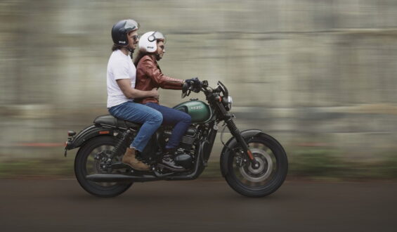 2023 Yezdi Roadster tries to revive a legendry brand