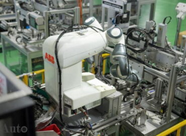 ABB YuMi cobots alleviate workforce shortages for aluminium supplier