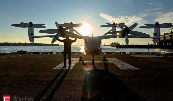 Joby shows off electric air taxis in New York, targeting 2025 launch date